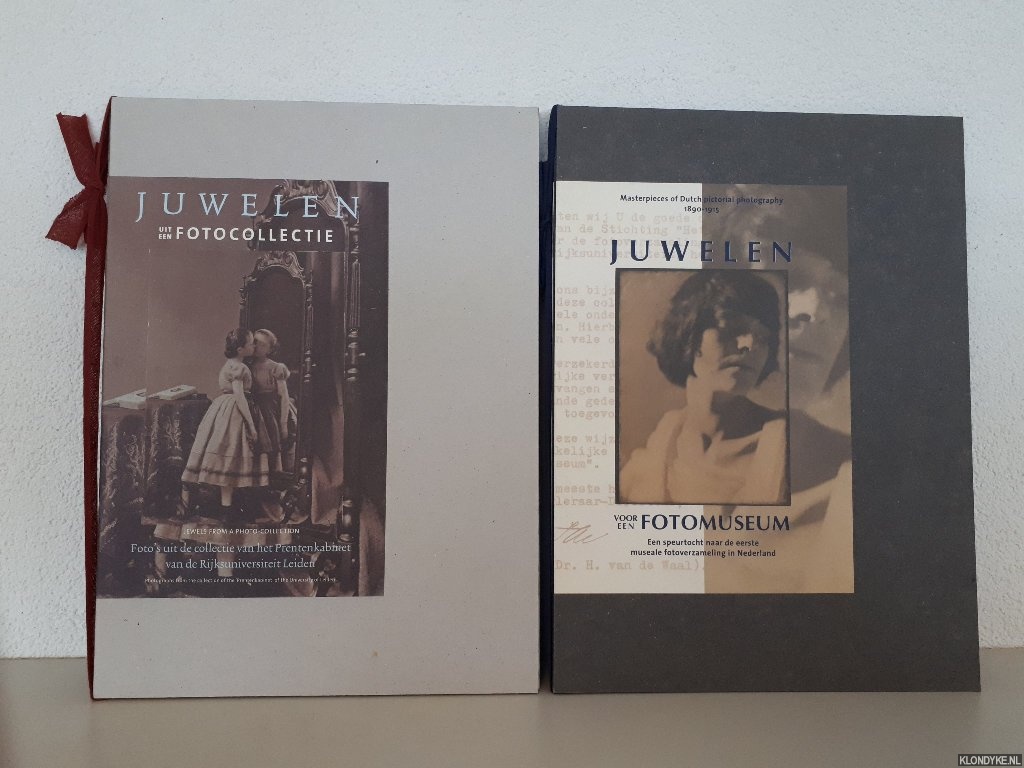 Leijerzapf, Ingeborg Th. - Juwelen uit een fotocollectie + Juwelen voor een fotocollectie (2 delen)