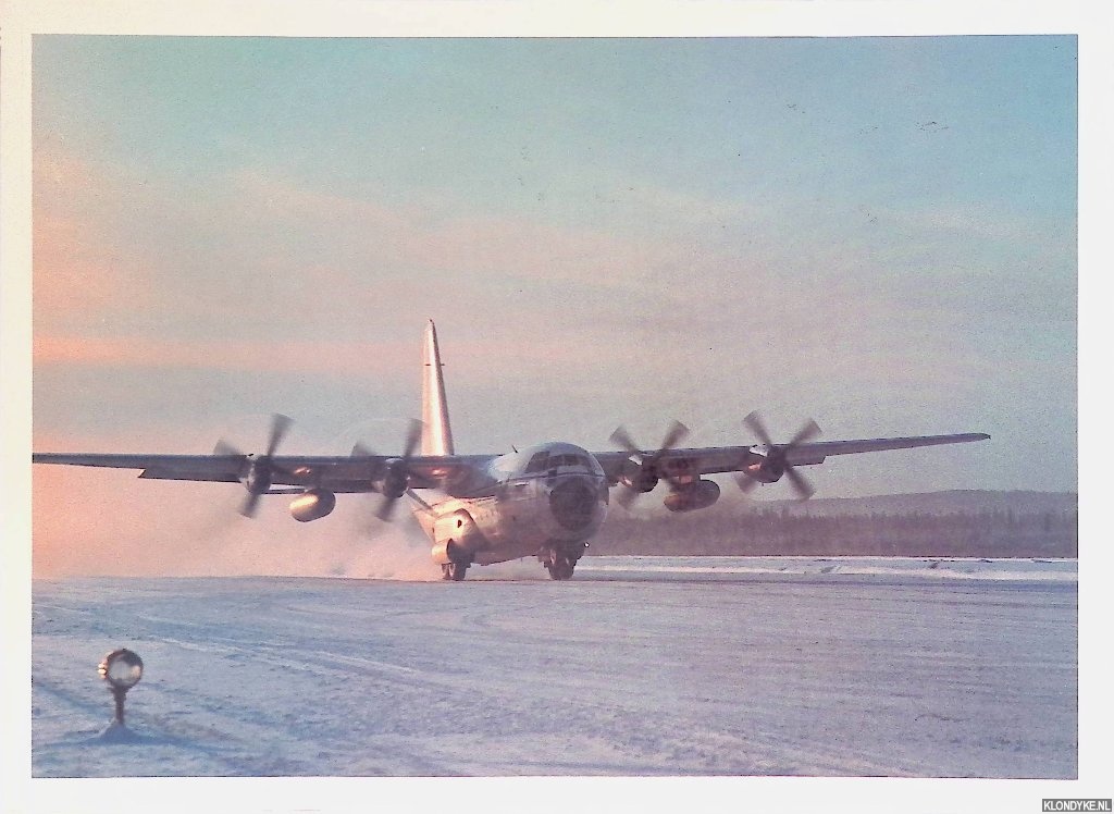 Francis, Devon - Power to Fly: A History of the Oil and Aviation Partnership