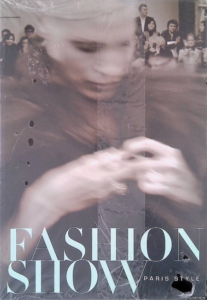 Grumback, Pamela & Didier Parmal - Fashion Show: Paris Style