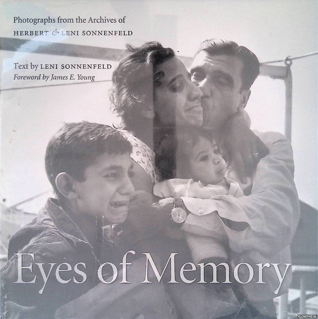 Sonnenfeld, Leni - Eyes of Memory: Photographs from the Archives of Herbert & Leni Sonnenfeld