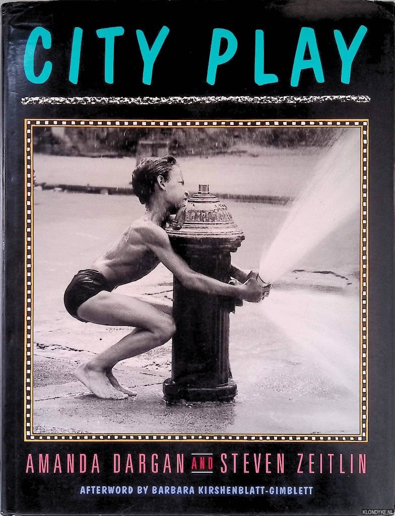 Dargan, Amanda & Steven Zeitlin - City Play