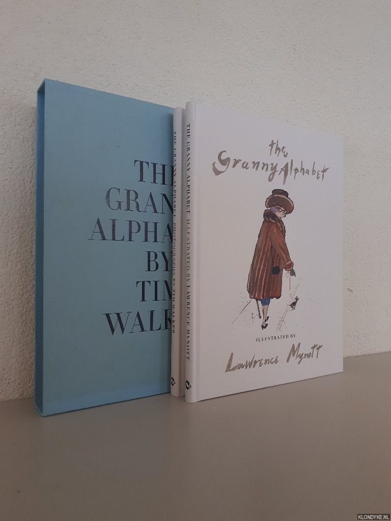Mynott, Lawrence (illustrations) & Kit Hesketh-Harvey (verses) & Tim Walker (photographs - The Granny Alphabet (2 volumes in box)