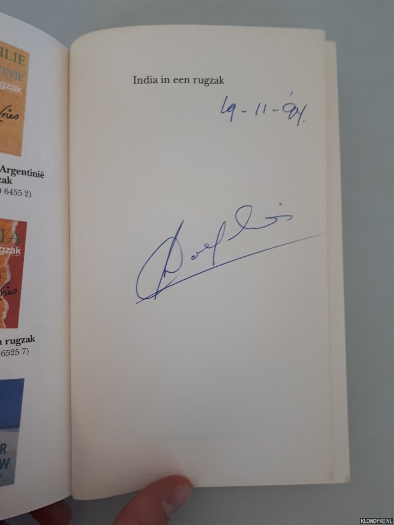 Vries, Dolf de - India in een rugzak *GESIGNEERD*