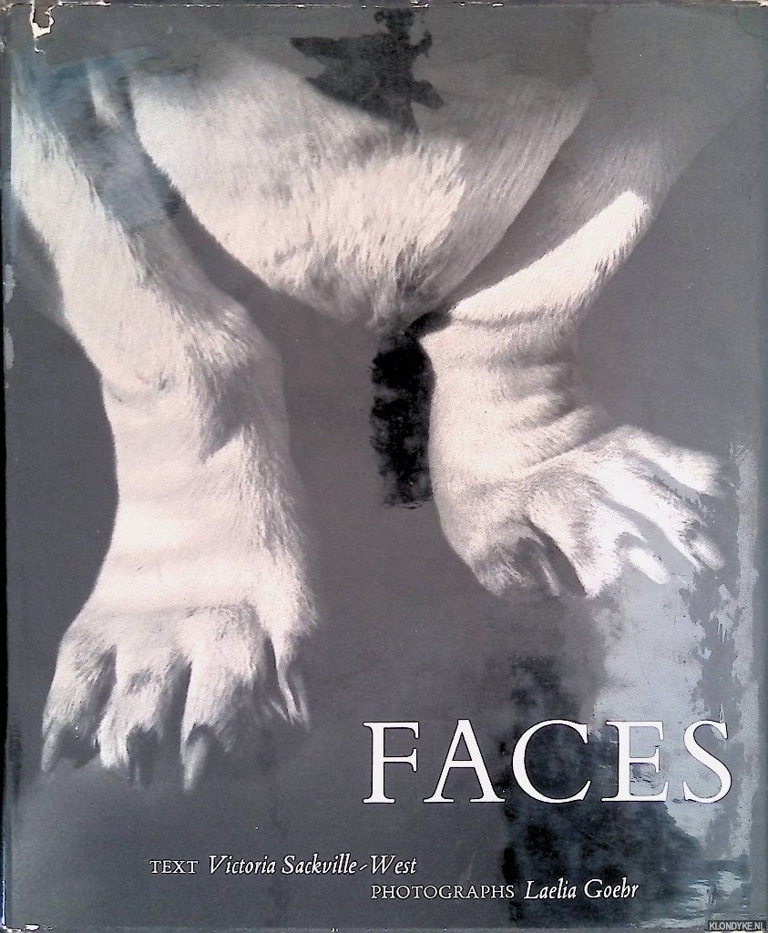 Sackville-West, Victoria & Laelia Goehr (photographs) - Faces: Profiles of Dogs