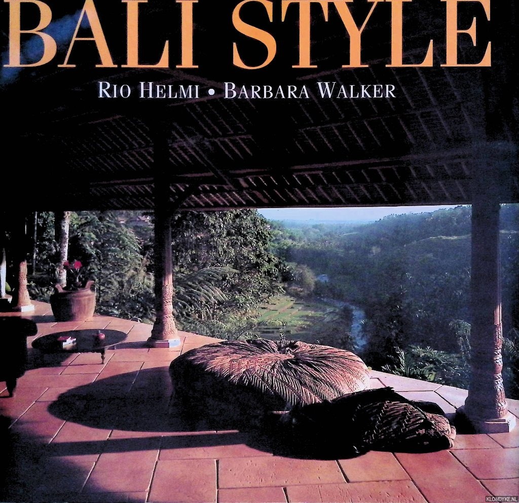 Helmi, Rio & Barbara Walker - Bali Style